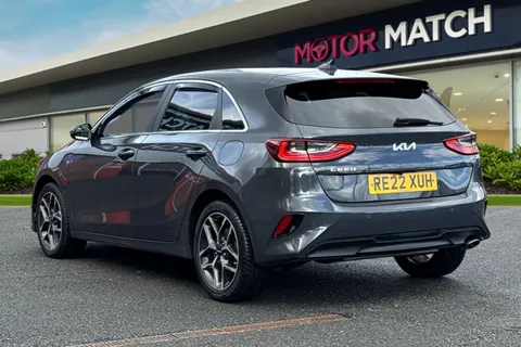 RE22XUH Kia Ceed 1.5 T-GDi 3 Euro 6 (s/s) 5dr Thumbnail #3