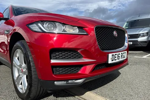 DE16RGZ Jaguar F-Pace 2.0 D180 Prestige Auto AWD Euro 6 (s/s) 5dr Thumbnail #9
