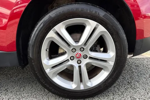 DE16RGZ Jaguar F-Pace 2.0 D180 Prestige Auto AWD Euro 6 (s/s) 5dr Thumbnail #11