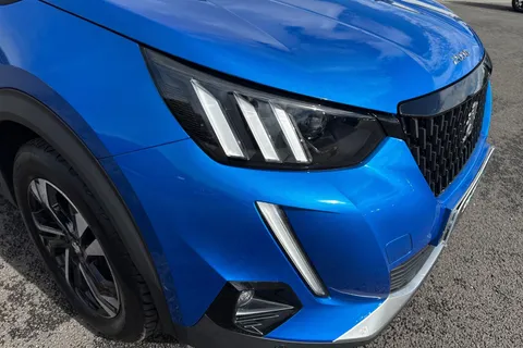 DG71HGY PEUGEOT 2008 1.2 PureTech GT Euro 6 (s/s) 5dr Thumbnail #9