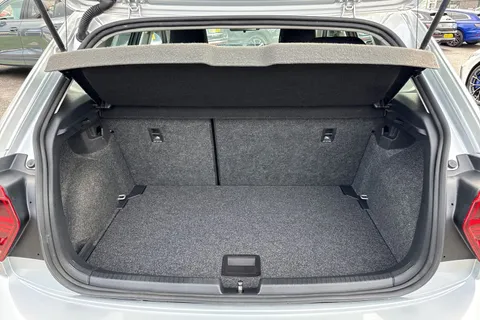 DU68MHJ Volkswagen Polo 1.0 TSI 95 SE 5dr ⭐Front & Rear Parking Sensors⭐ Thumbnail #7