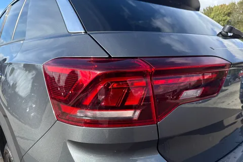 ND71KAU Volkswagen T-Roc 1.5 TSI EVO R-Line 5dr Thumbnail #8