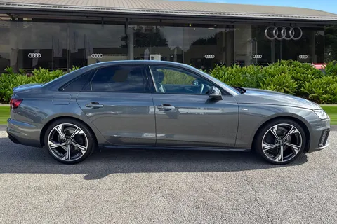 KN74YPC Audi A4 Black Edition 35 TDI  163 PS S tronic Thumbnail #4