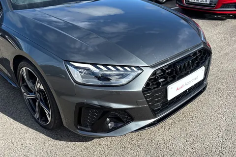 KN74YPC Audi A4 Black Edition 35 TDI  163 PS S tronic Thumbnail #9