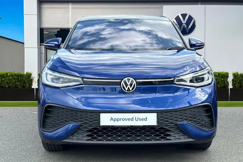 DA25BSO Volkswagen ID.5 128kW Max Pro 77kWh 5dr Auto | Heat Pump | Area View Camera | DCC | Sports Thumbnail #7