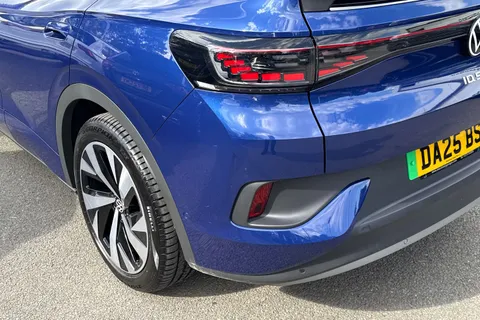 DA25BSO Volkswagen ID.5 128kW Max Pro 77kWh 5dr Auto | Heat Pump | Area View Camera | DCC | Sports Thumbnail #9