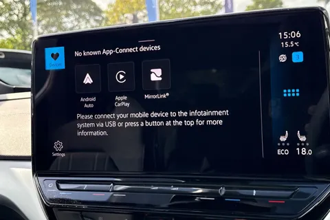 DA25BSO Volkswagen ID.5 128kW Max Pro 77kWh 5dr Auto | Heat Pump | Area View Camera | DCC | Sports Thumbnail #29