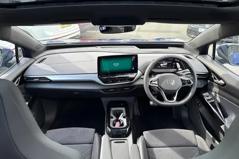 DA25BSO Volkswagen ID.5 128kW Max Pro 77kWh 5dr Auto | Heat Pump | Area View Camera | DCC | Sports Thumbnail #43