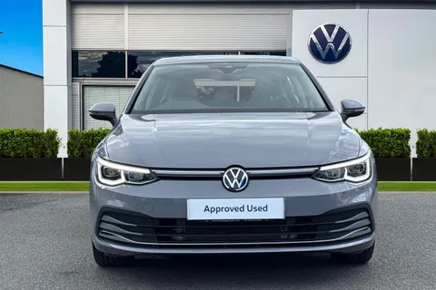 DC25NJX Volkswagen Golf 1.5 eTSI 150 Style 5dr DSG | Heated Seats | Heated Steering Wheel Thumbnail #6