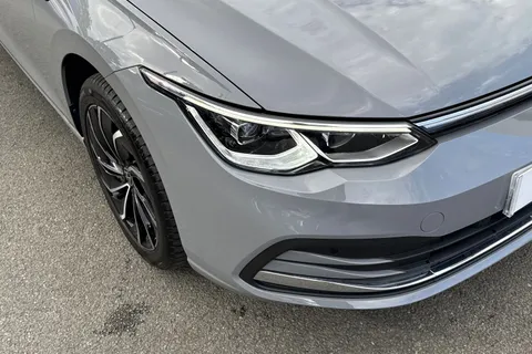 DC25NJX Volkswagen Golf 1.5 eTSI 150 Style 5dr DSG | Heated Seats | Heated Steering Wheel Thumbnail #9