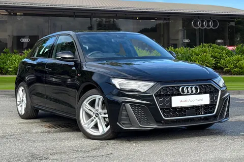 PF72NUY Audi A1 S line 35 TFSI 150 PS S tronic Thumbnail #2