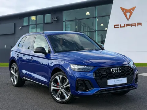 MW22KGN Audi Q5 2.0 TFSI 45 Edition 1 S Tronic quattro Euro 6 (s/s) 5dr Thumbnail #2