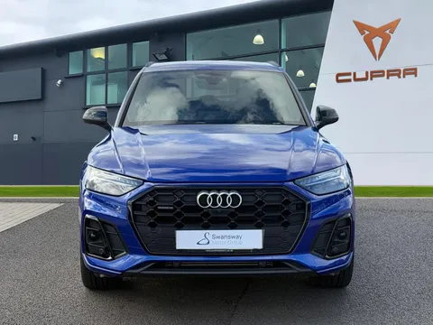 MW22KGN Audi Q5 2.0 TFSI 45 Edition 1 S Tronic quattro Euro 6 (s/s) 5dr Thumbnail #6