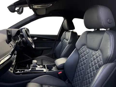 MW22KGN Audi Q5 2.0 TFSI 45 Edition 1 S Tronic quattro Euro 6 (s/s) 5dr Thumbnail #11