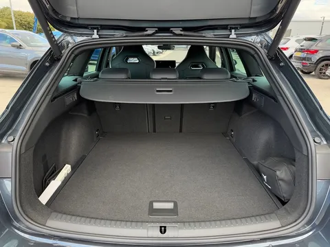 KW25OKU CUPRA Leon 1.5 eTSI 150 V3 5dr DSG ** DELIVERY MILEAGE** Thumbnail #10