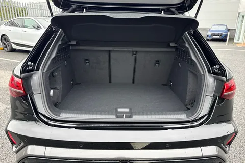 SW25NCC Audi RS 3 RS 3 Sportback Carbon Black 400 PS S tronic Thumbnail #7