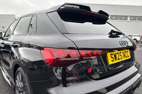 SW25NCC Audi RS 3 RS 3 Sportback Carbon Black 400 PS S tronic Thumbnail #8