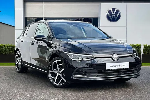 CY23OFC Volkswagen Golf 1.5 eTSI 130PS Style EVO DSG ⭐Dallas alloys, Tinted glass⭐ Thumbnail #2