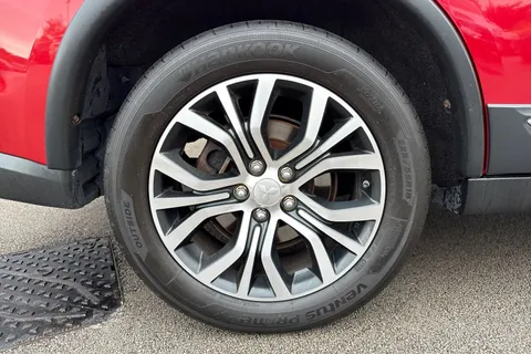 WR68OSZ Mitsubishi Outlander 2.2 DI-D Juro 4WD Euro 6 (s/s) 5dr Thumbnail #10