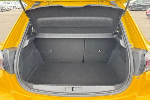 KM70FYA PEUGEOT 208 1.2 PureTech Allure Euro 6 (s/s) 5dr Thumbnail #10