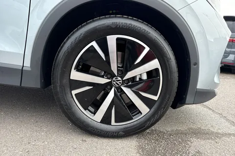 KP25FEV Volkswagen Tiguan 2.0 TDI Elegance 5dr DSG ⭐Infotainment package, Sunroof⭐ Thumbnail #10