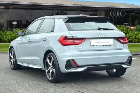 PK23OML Audi A1 S line 25 TFSI 95 PS 5-speed Thumbnail #3