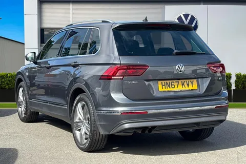 HN67KVY Volkswagen Tiguan 1.4 TSi 150 SEL 5dr DSG | Heated Seats | Rear Camera | Sunroof | Leather Thumbnail #3