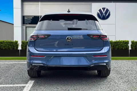 Volkswagen Golf 1.5 TSI Black Edition Euro 6 (s/s) 5dr Thumbnail #5