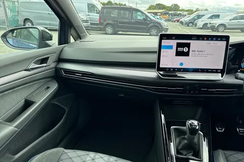 Volkswagen Golf 1.5 TSI Black Edition Euro 6 (s/s) 5dr Thumbnail #20