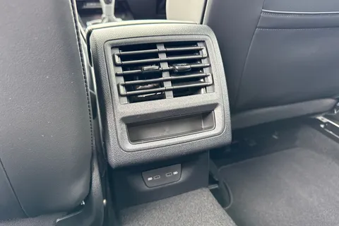 Volkswagen Golf 1.5 TSI Black Edition Euro 6 (s/s) 5dr Thumbnail #35