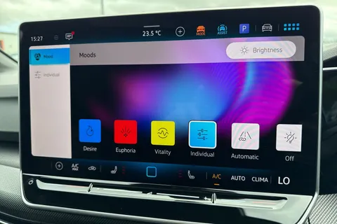 Volkswagen Golf 1.5 TSI Black Edition Euro 6 (s/s) 5dr Thumbnail #53