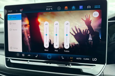 Volkswagen Golf 1.5 TSI Black Edition Euro 6 (s/s) 5dr Thumbnail #54