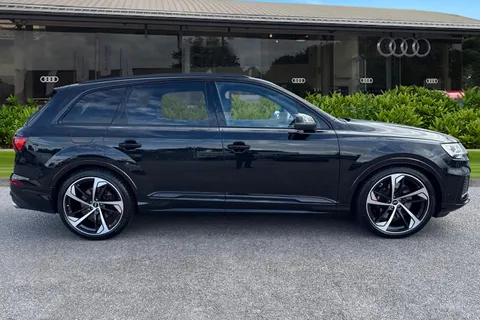 GV22OMU Audi SQ7 Black Edition TFSI 507 PS tiptronic Thumbnail #4