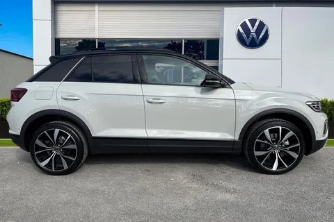  Volkswagen T-Roc 1.5 TSI Style Design DSG Euro 6 (s/s) 5dr Thumbnail #4