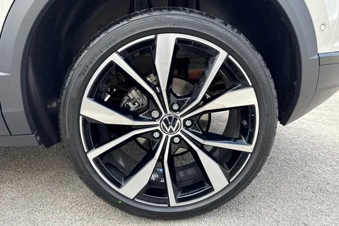  Volkswagen T-Roc 1.5 TSI Style Design DSG Euro 6 (s/s) 5dr Thumbnail #12