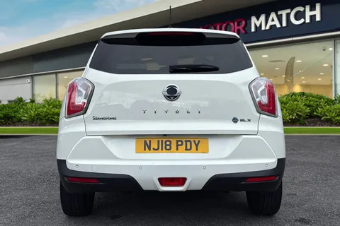 NJ18PDY Ssangyong Tivoli 1.6 e-XDi ELX Red Edition Euro 6 5dr Thumbnail #5