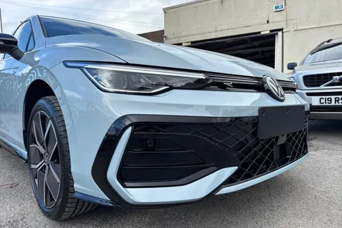 Volkswagen Golf 1.5 eTSI MHEV R-Line DSG Euro 6 (s/s) 5dr Thumbnail #9