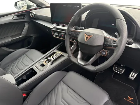 KW25OLJ CUPRA Leon 1.5 eTSI 150 V3 5dr DSG Thumbnail #8