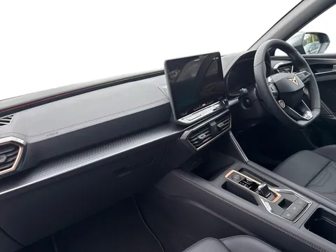 KW25OLJ CUPRA Leon 1.5 eTSI 150 V3 5dr DSG Thumbnail #9