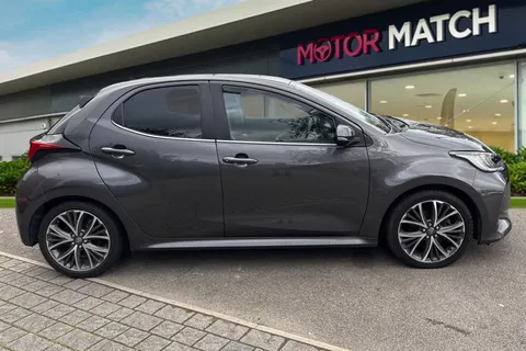 MT72LOF Toyota Yaris 1.5 VVT-h Excel E-CVT Euro 6 (s/s) 5dr Thumbnail #4