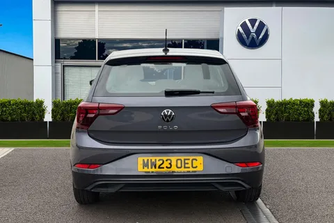MW23OEC Volkswagen Polo 1.0 Life 5dr **PAN ROOF, PARKING SENSORS** Thumbnail #5