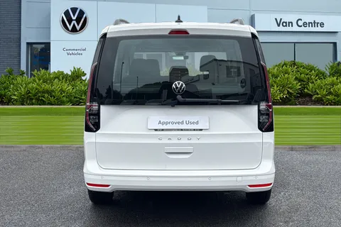 KY25PGK Volkswagen Caddy Maxi 2.0 TDI 122ps Maxi Life 7 Seat DSG 2025-Delivery Mileage Only Thumbnail #5