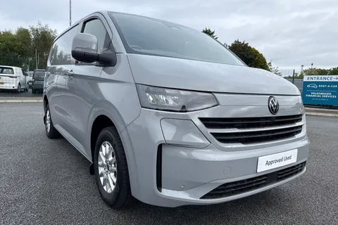 DE75LTJ Volkswagen Transporter T32 Panel Van Commerce Pro SWB 136 PS 65KWh Electric -  Delivery Miles Thumbnail #9