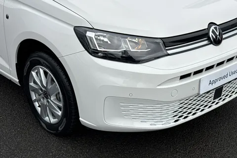 KY25PGK Volkswagen Caddy Maxi 2.0 TDI 122ps Maxi Life 7 Seat DSG 2025-Delivery Mileage Only Thumbnail #9
