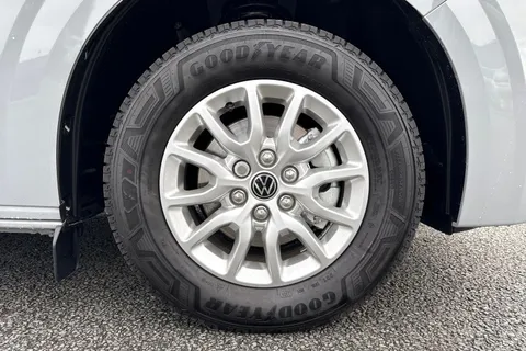 DE75LTJ Volkswagen Transporter T32 Panel Van Commerce Pro SWB 136 PS 65KWh Electric -  Delivery Miles Thumbnail #10