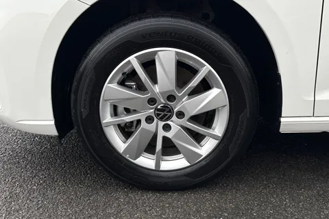 KY25PGK Volkswagen Caddy Maxi 2.0 TDI 122ps Maxi Life 7 Seat DSG 2025-Delivery Mileage Only Thumbnail #11