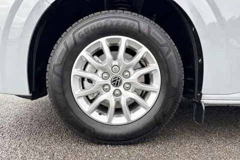 DE75LTJ Volkswagen Transporter T32 Panel Van Commerce Pro SWB 136 PS 65KWh Electric -  Delivery Miles Thumbnail #13