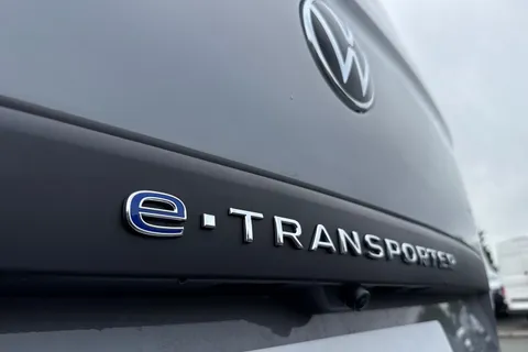 DE75LTJ Volkswagen Transporter T32 Panel Van Commerce Pro SWB 136 PS 65KWh Electric -  Delivery Miles Thumbnail #31