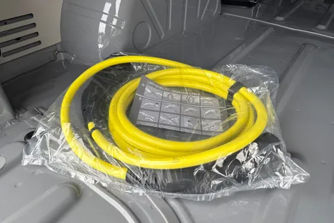 DE75LTJ Volkswagen Transporter T32 Panel Van Commerce Pro SWB 136 PS 65KWh Electric -  Delivery Miles Thumbnail #32