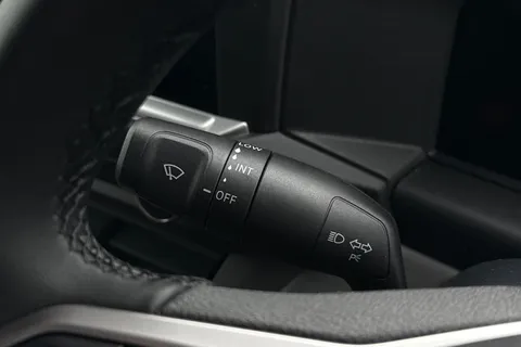 DE75LTJ Volkswagen Transporter T32 Panel Van Commerce Pro SWB 136 PS 65KWh Electric -  Delivery Miles Thumbnail #35